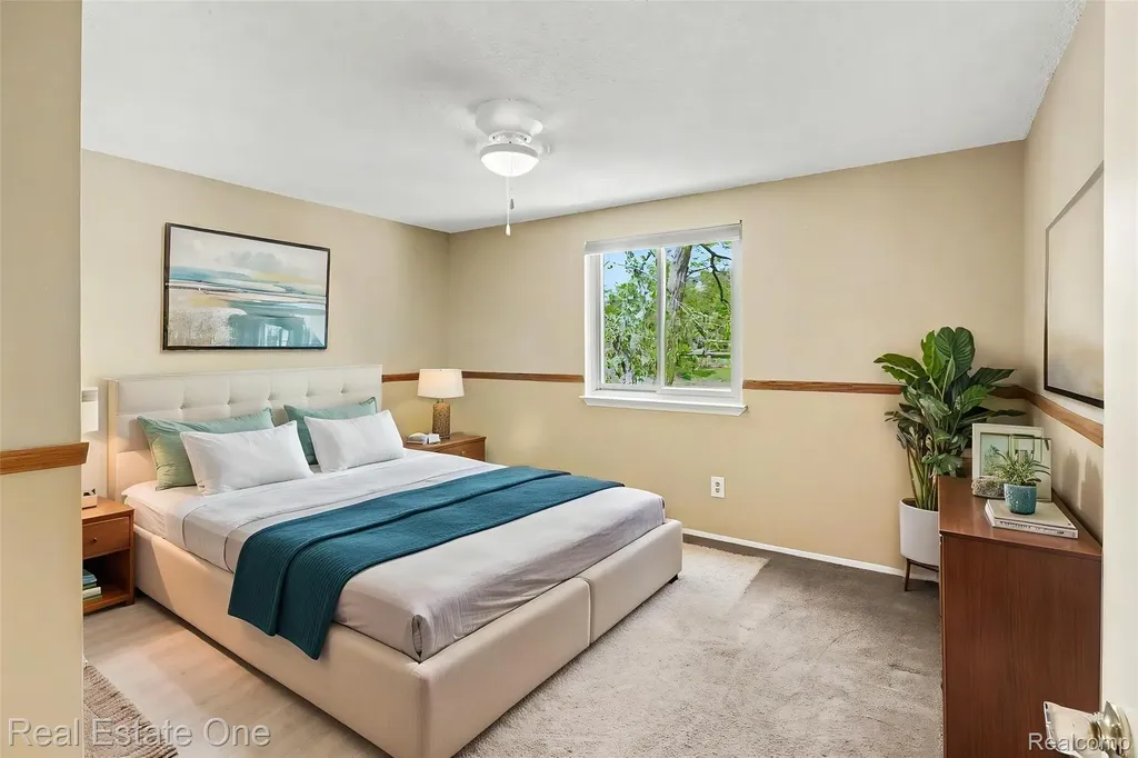 520 W Huron Street Milford Village MI 48381