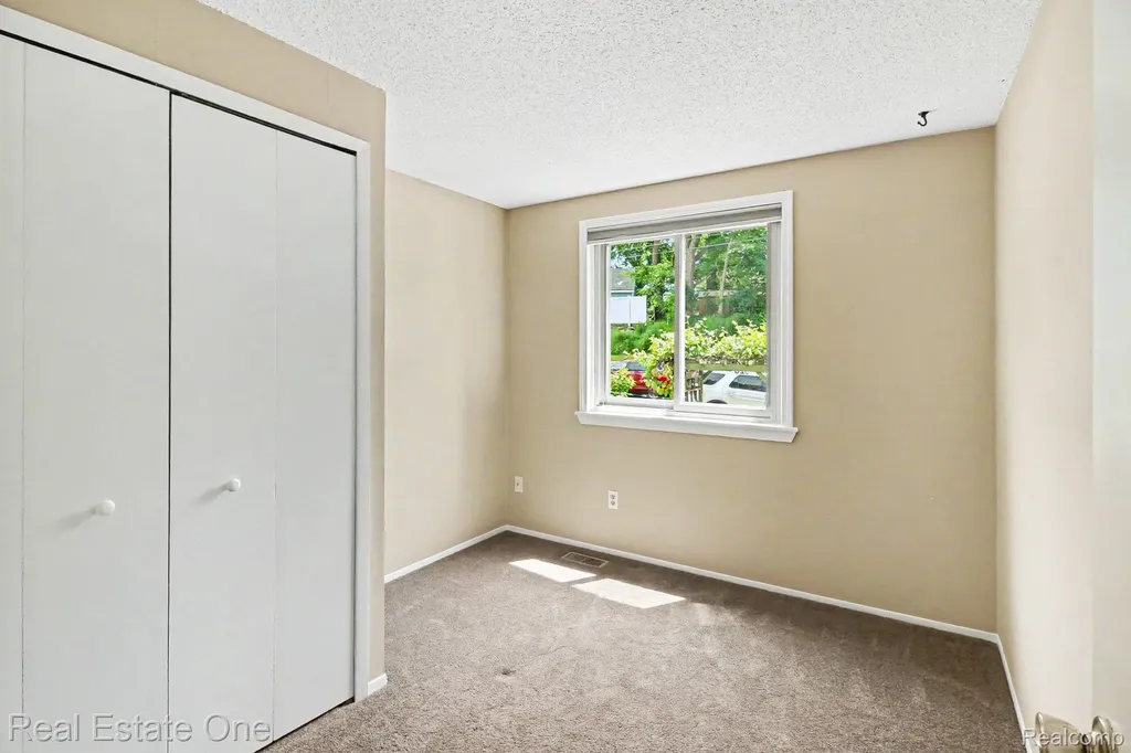 520 W Huron Street Milford Village MI 48381