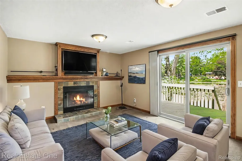 520 W Huron Street Milford Village MI 48381