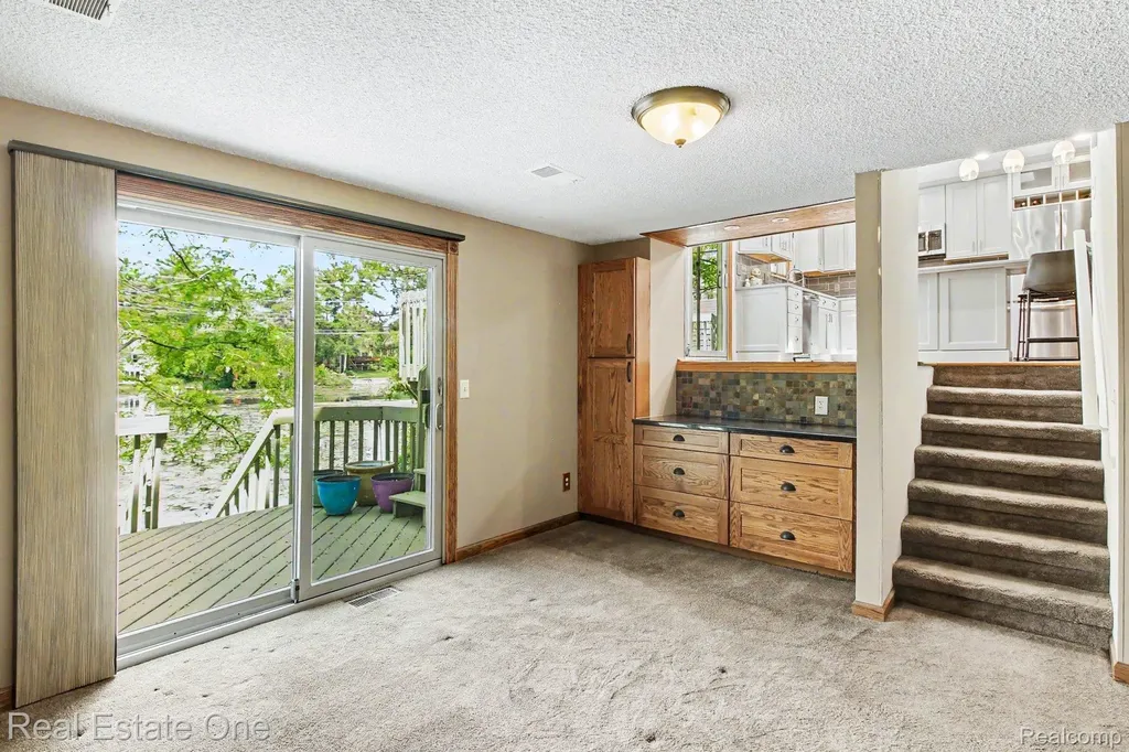 520 W Huron Street Milford Village MI 48381