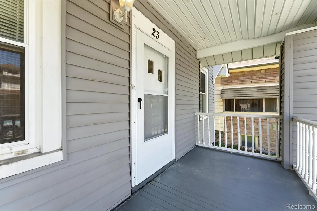 23 W Broadway Street Ecorse City MI 48229