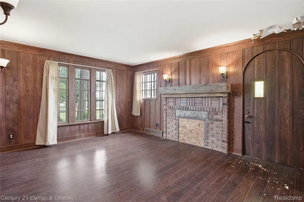 2381 Ridge Road Superior Charter Township MI 48198