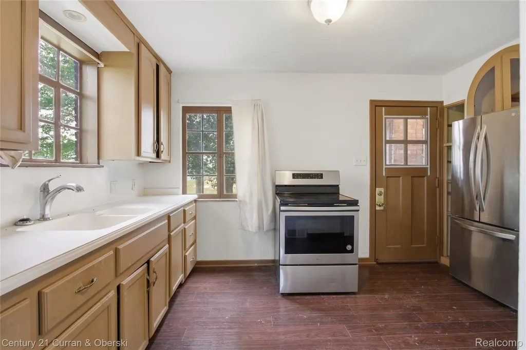 2381 Ridge Road Superior Charter Township MI 48198