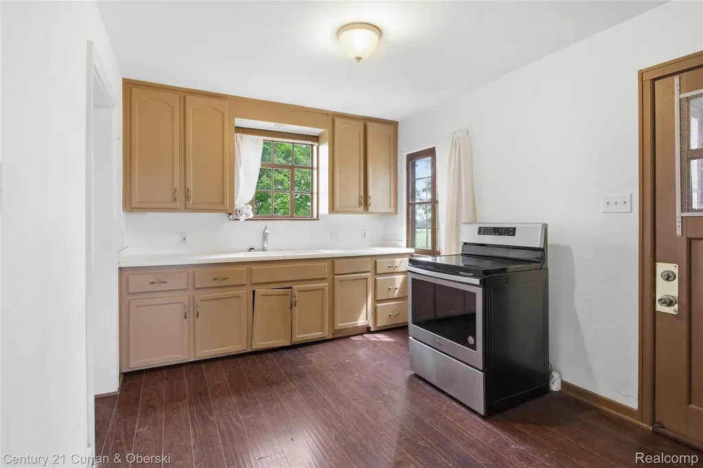 2381 Ridge Road Superior Charter Township MI 48198