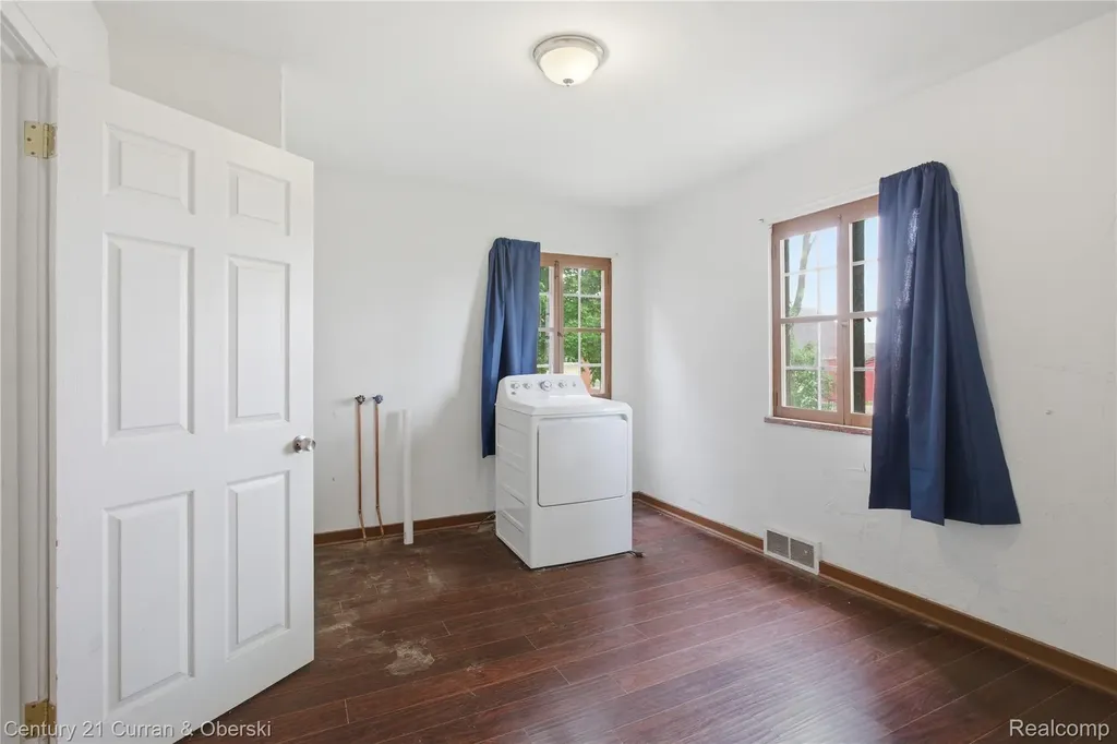 2381 Ridge Road Superior Charter Township MI 48198