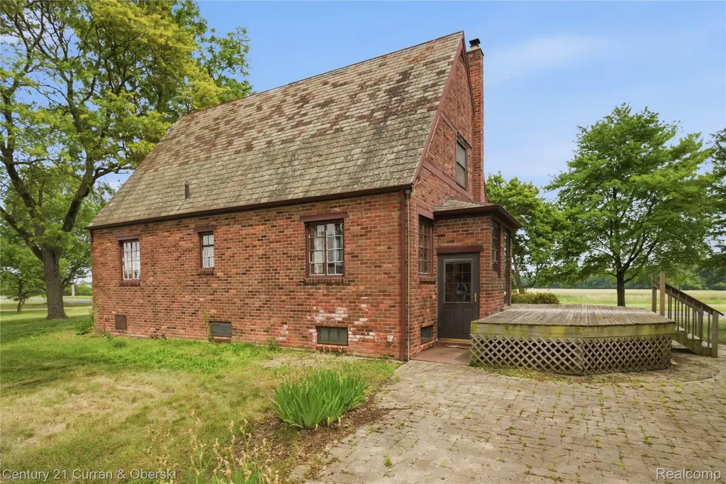 2381 Ridge Road Superior Charter Township MI 48198