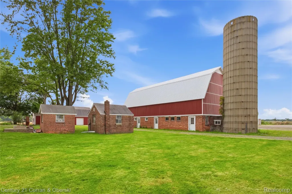 2381 Ridge Road Superior Charter Township MI 48198