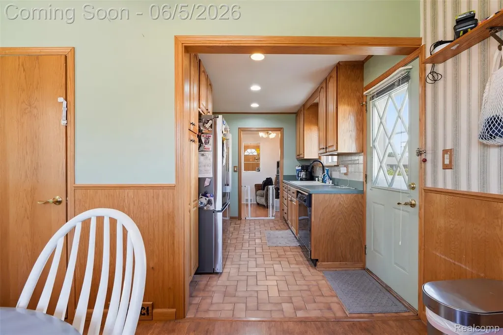 17968 Summer Lane S Fraser City MI 48026