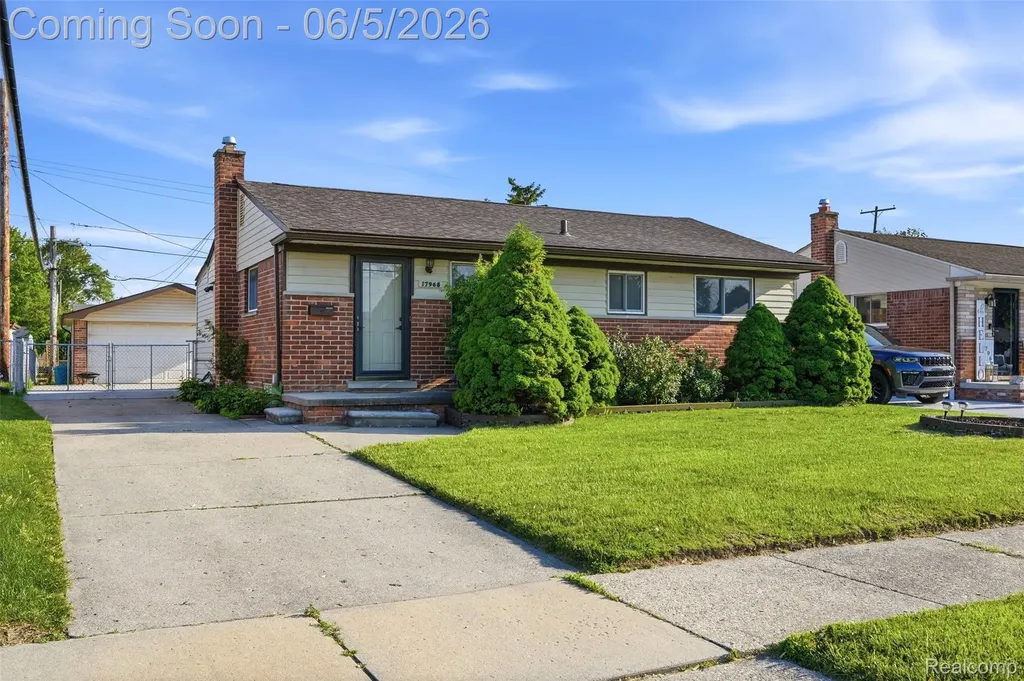17968 Summer Lane S Fraser City MI 48026