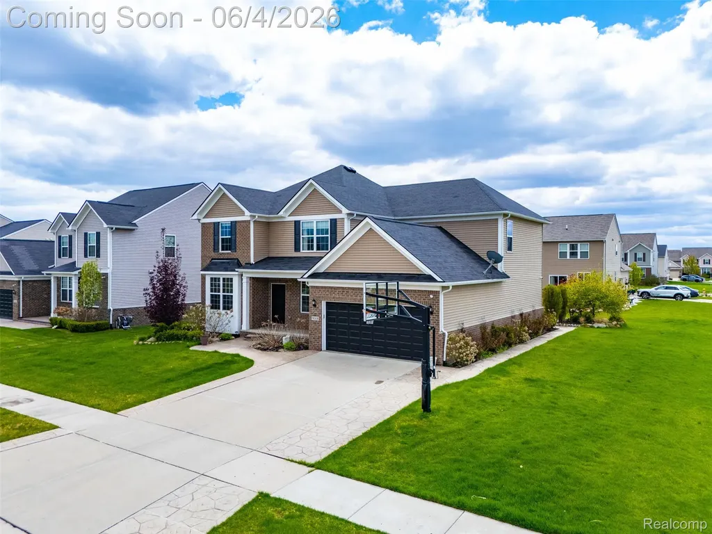 16308 Adelaide Drive Macomb Township MI 48044