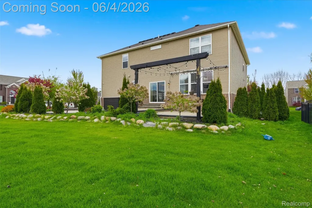 16308 Adelaide Drive Macomb Township MI 48044