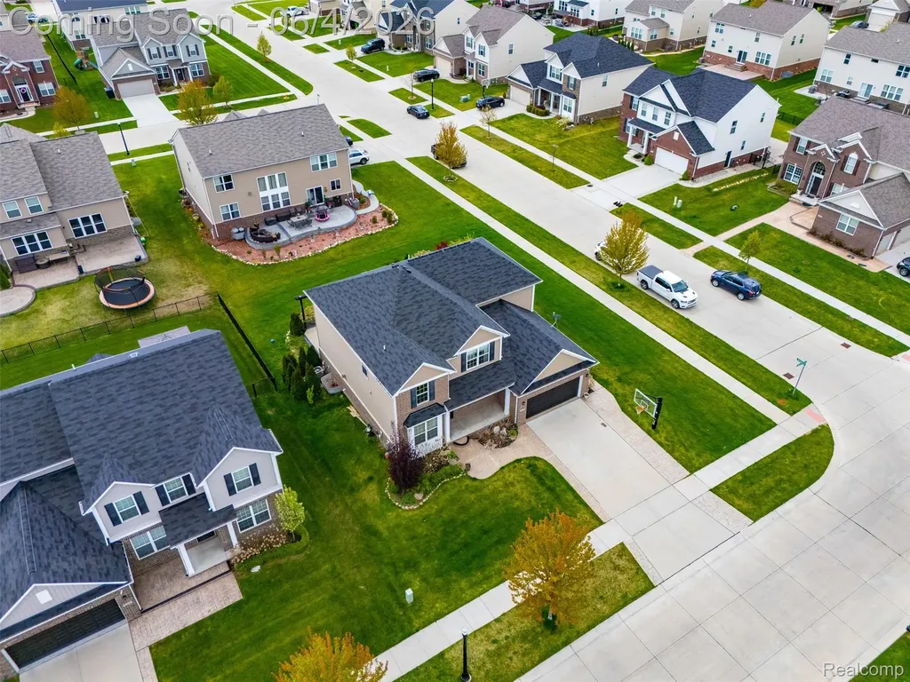 16308 Adelaide Drive Macomb Township MI 48044