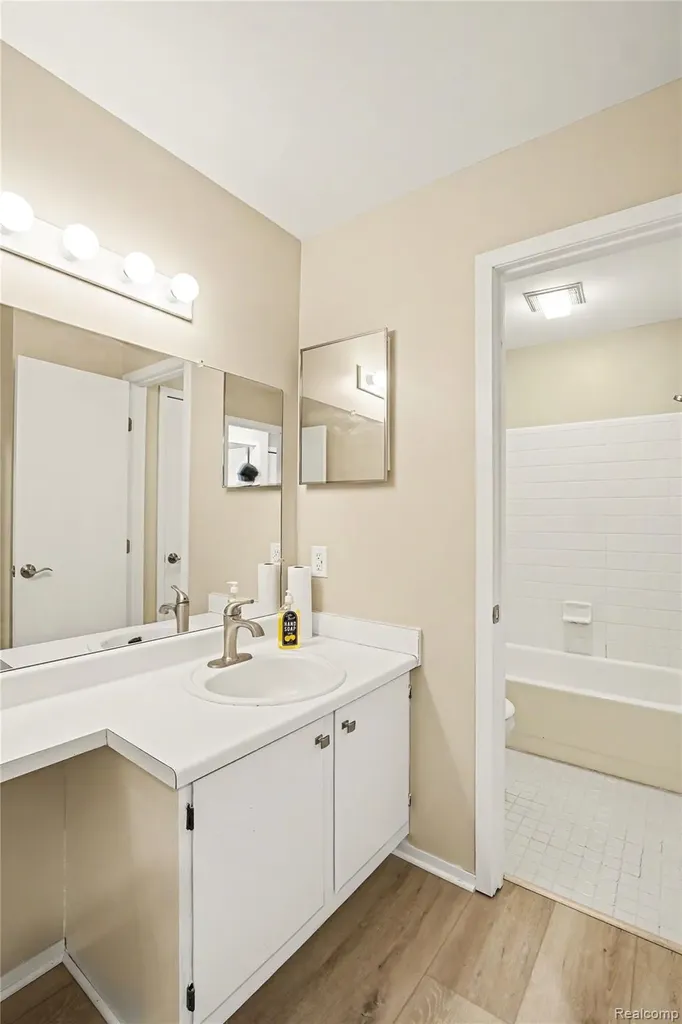 314 Spring Brooke Drive Brighton City MI 48116