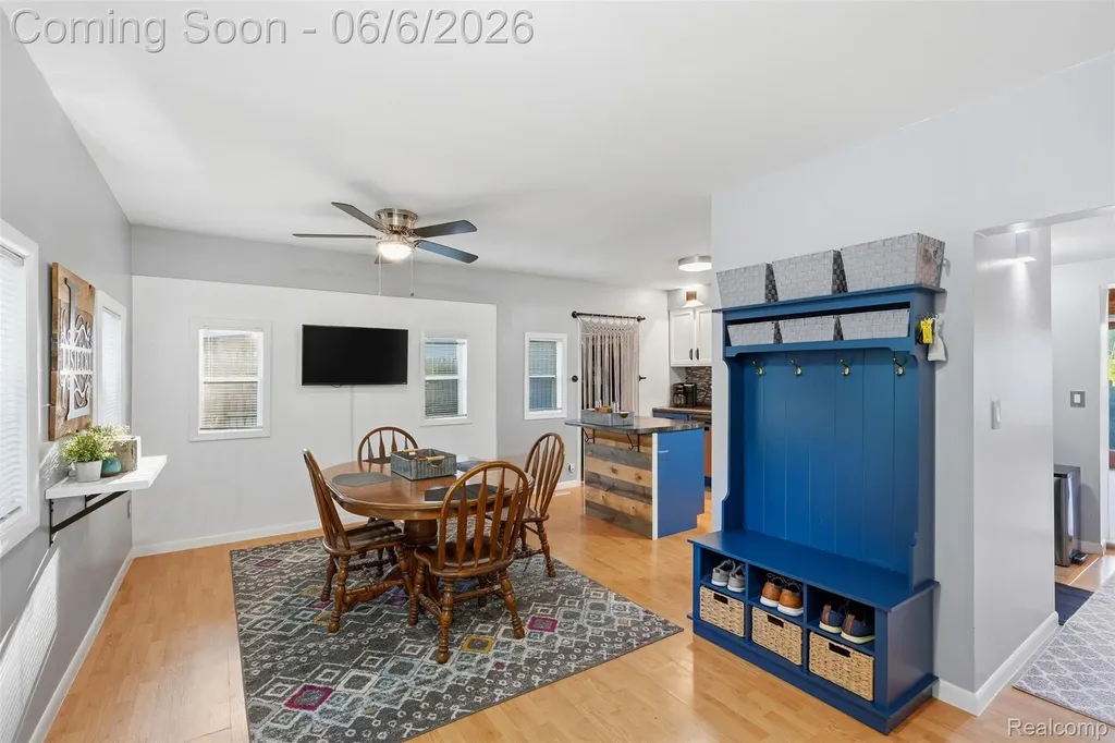 3773 Navarra Avenue White Lake Charter Township MI 48383