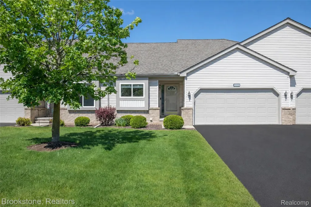 30008 Gregory Mundy Township MI 48439