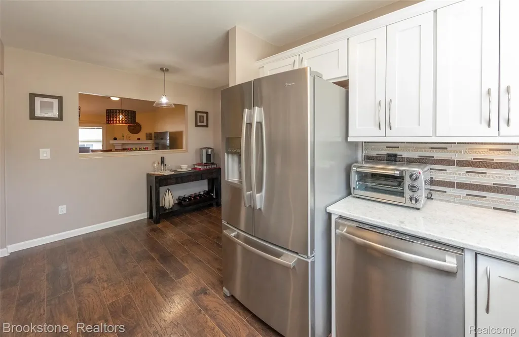30008 Gregory Mundy Township MI 48439
