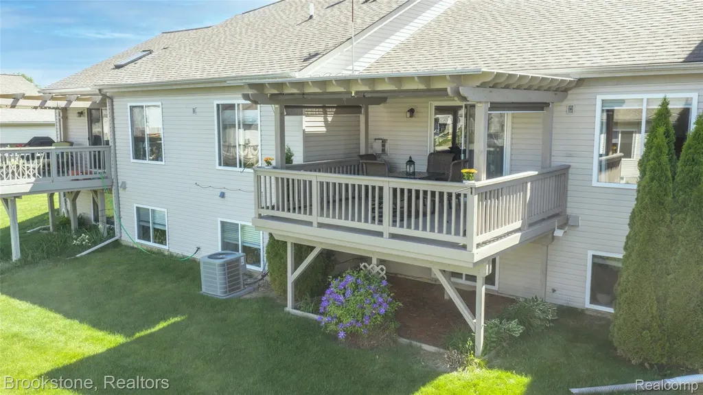 30008 Gregory Mundy Township MI 48439