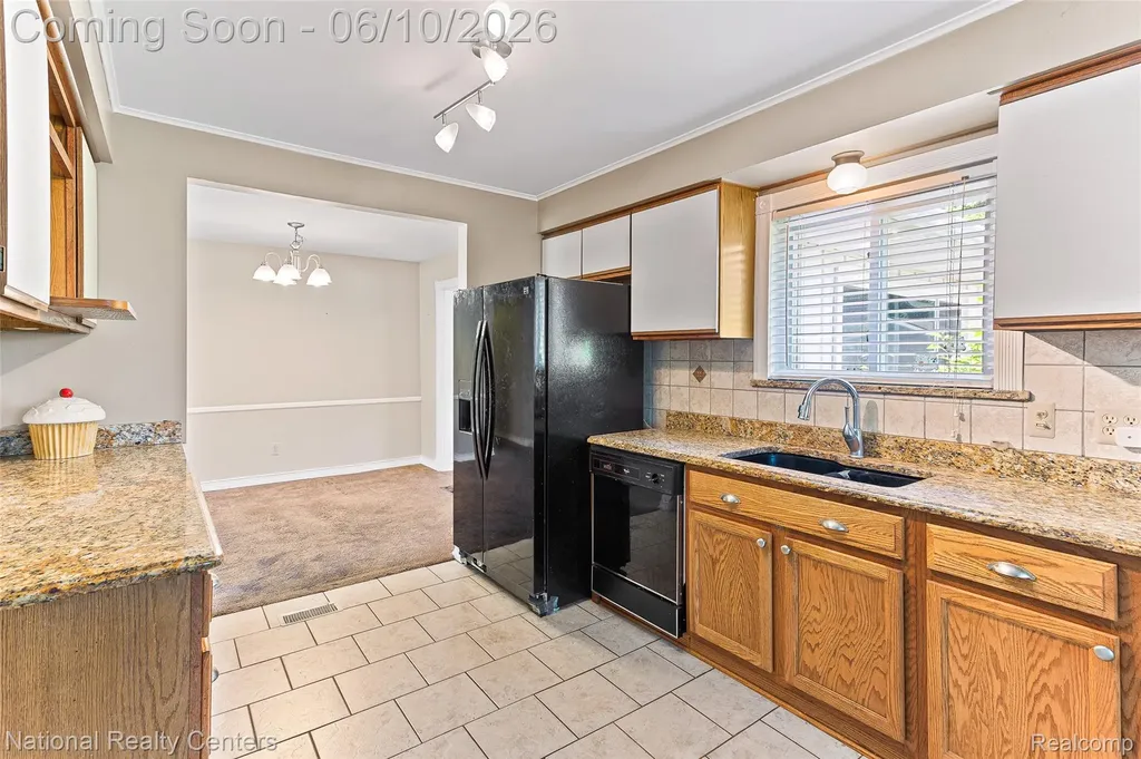 23950 Meadowbrook Road Novi City MI 48375