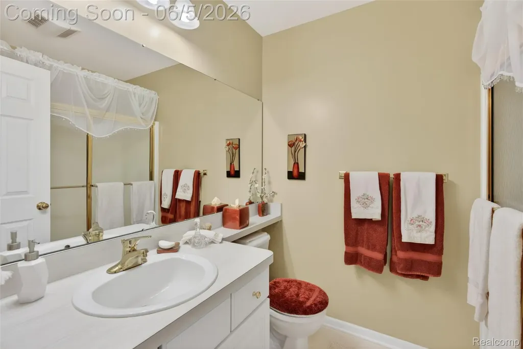 2443 Crossings Circle Davison Township MI 48423