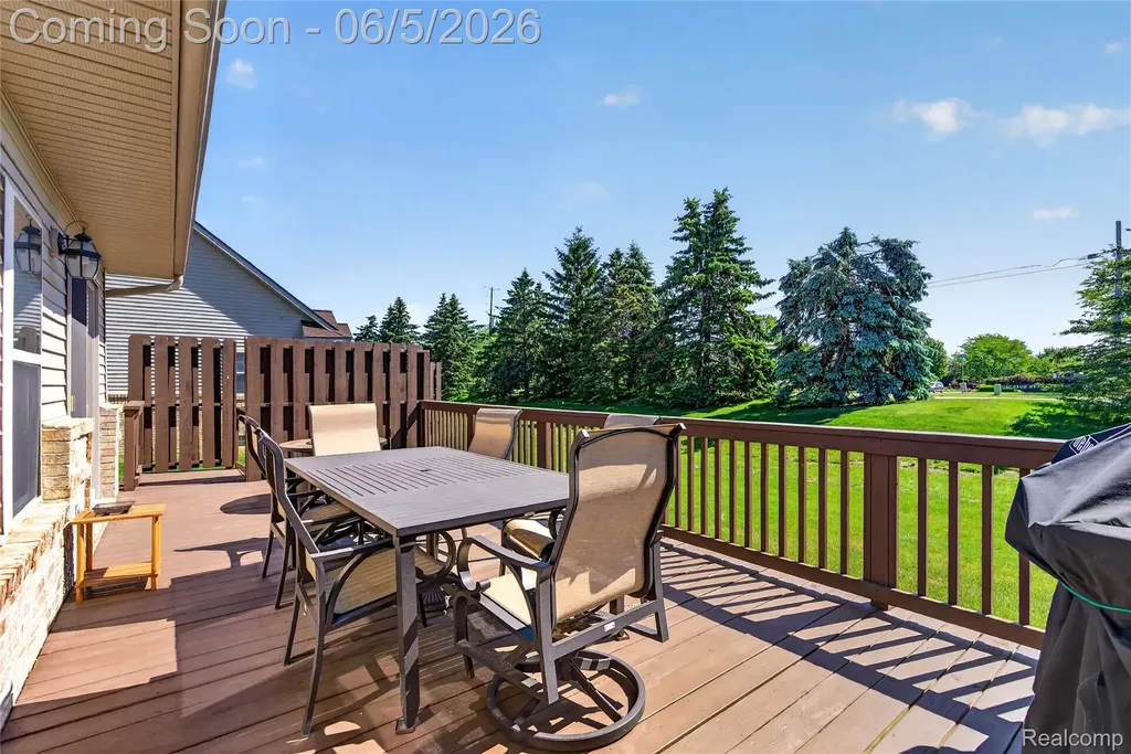 2443 Crossings Circle Davison Township MI 48423