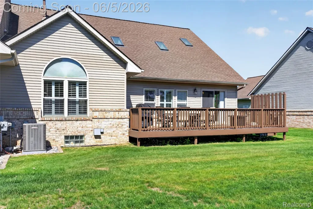 2443 Crossings Circle Davison Township MI 48423
