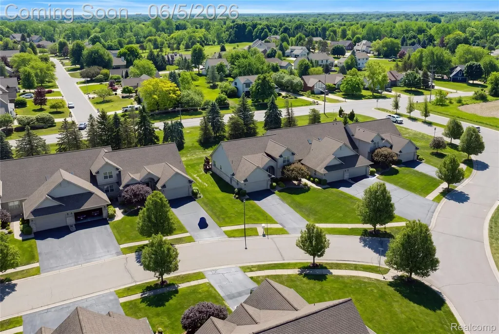 2443 Crossings Circle Davison Township MI 48423