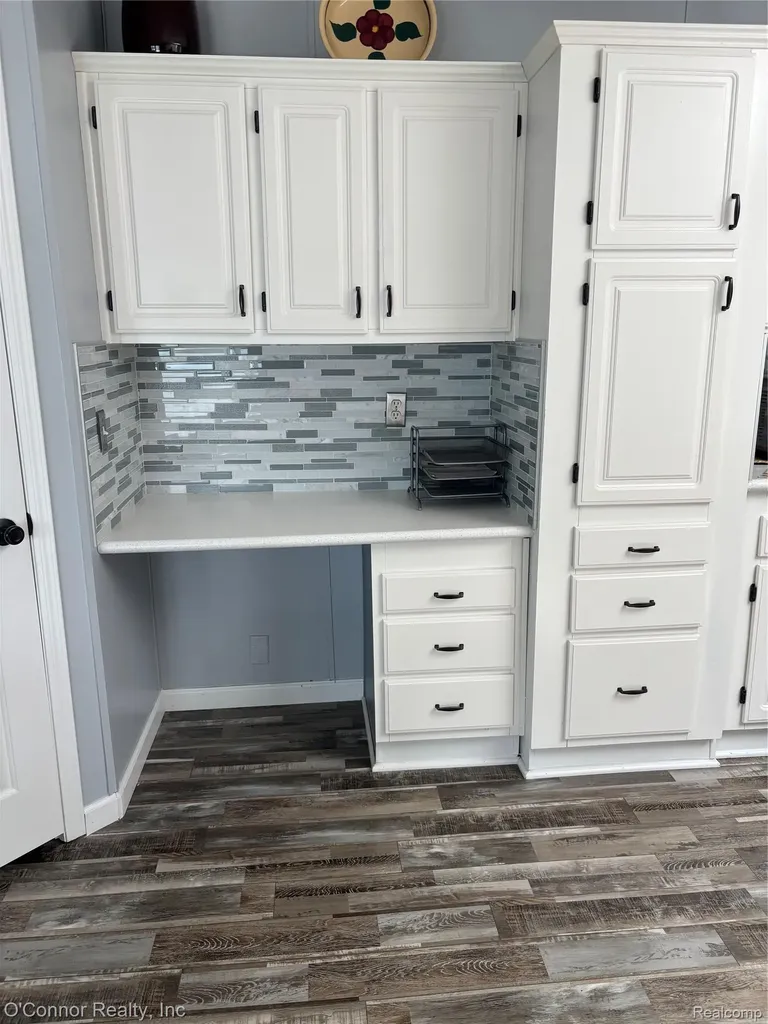 575 Blue Lake Court Kimball Township MI 48074