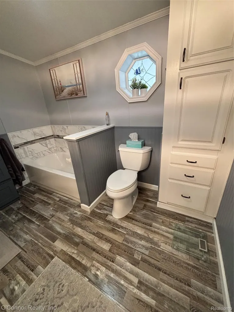 575 Blue Lake Court Kimball Township MI 48074