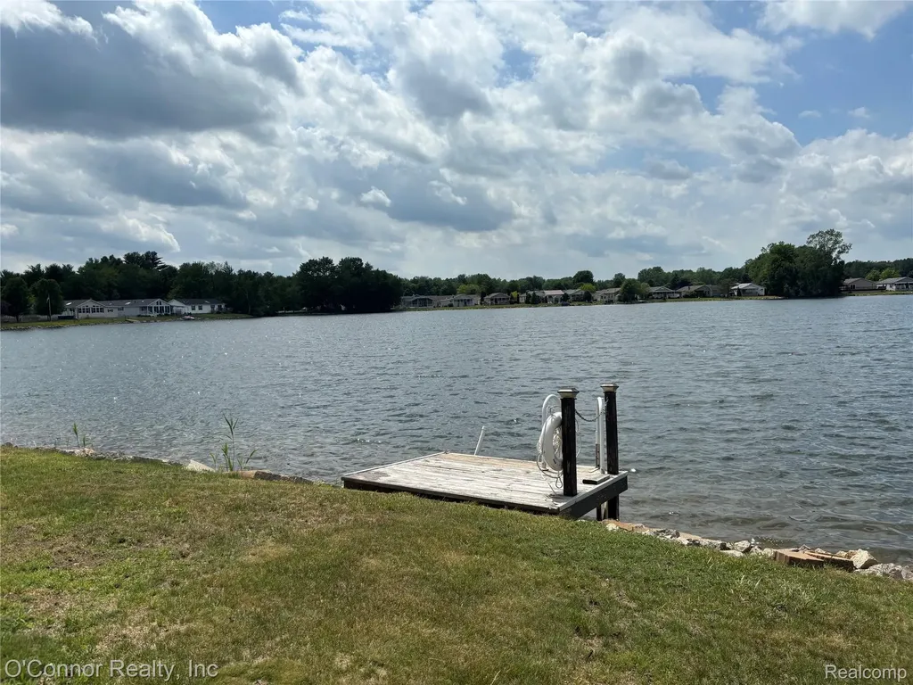 575 Blue Lake Court Kimball Township MI 48074