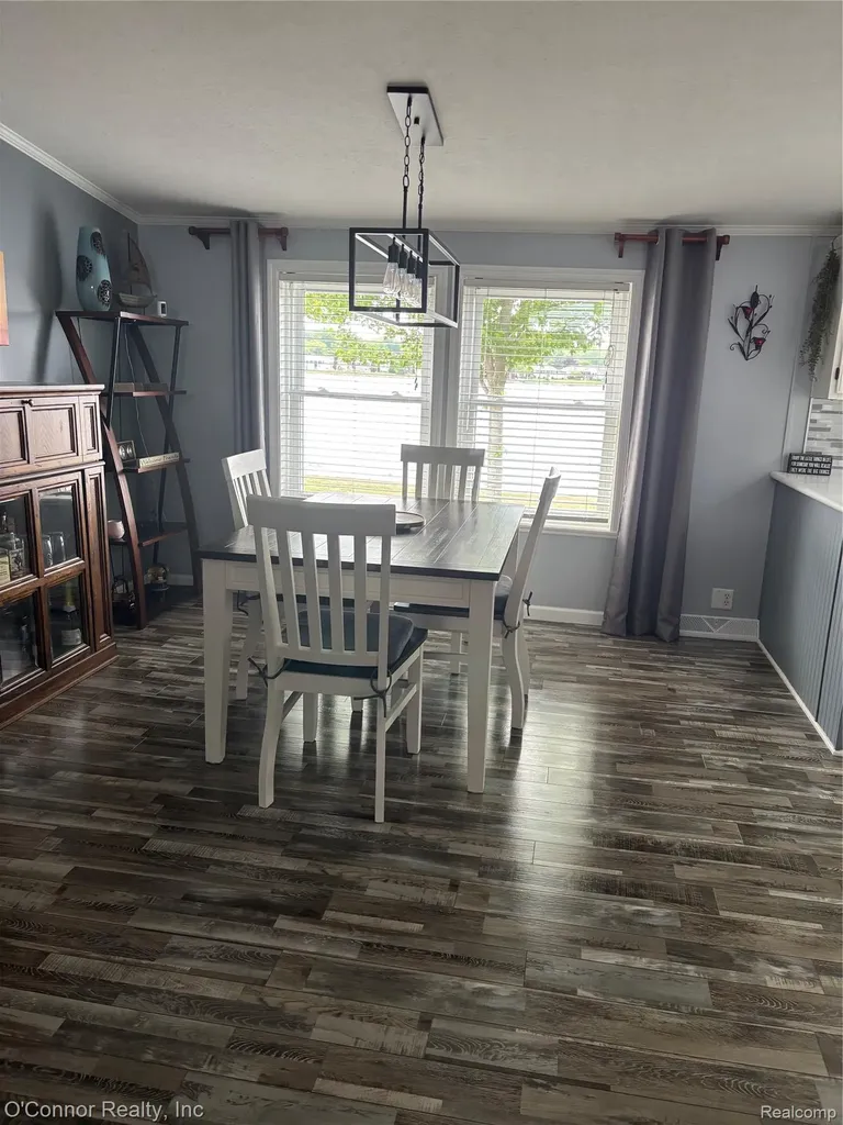575 Blue Lake Court Kimball Township MI 48074