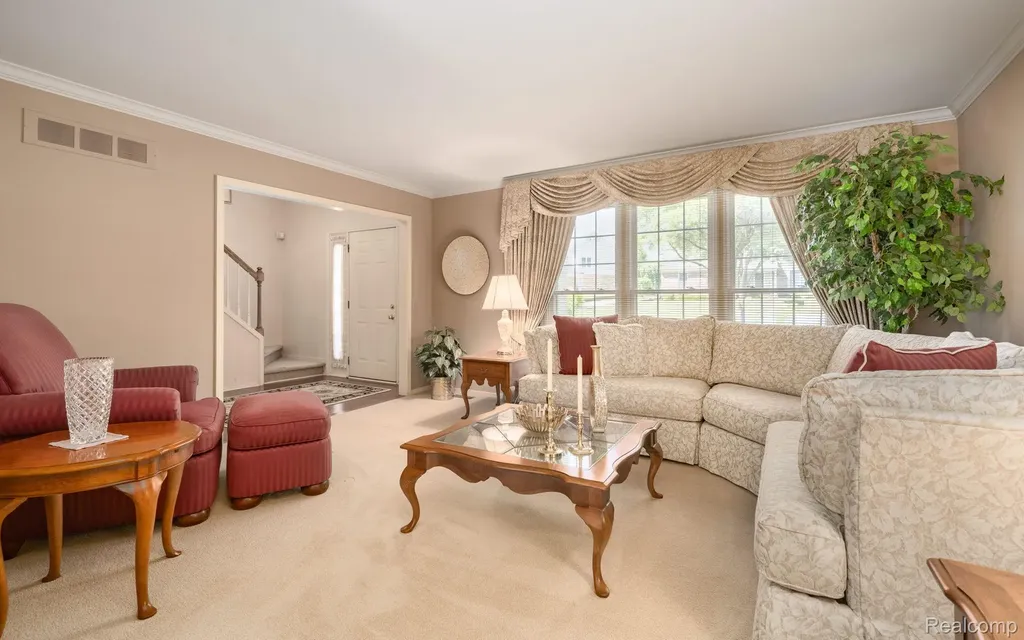 44828 Roundview Drive Novi City MI 48375