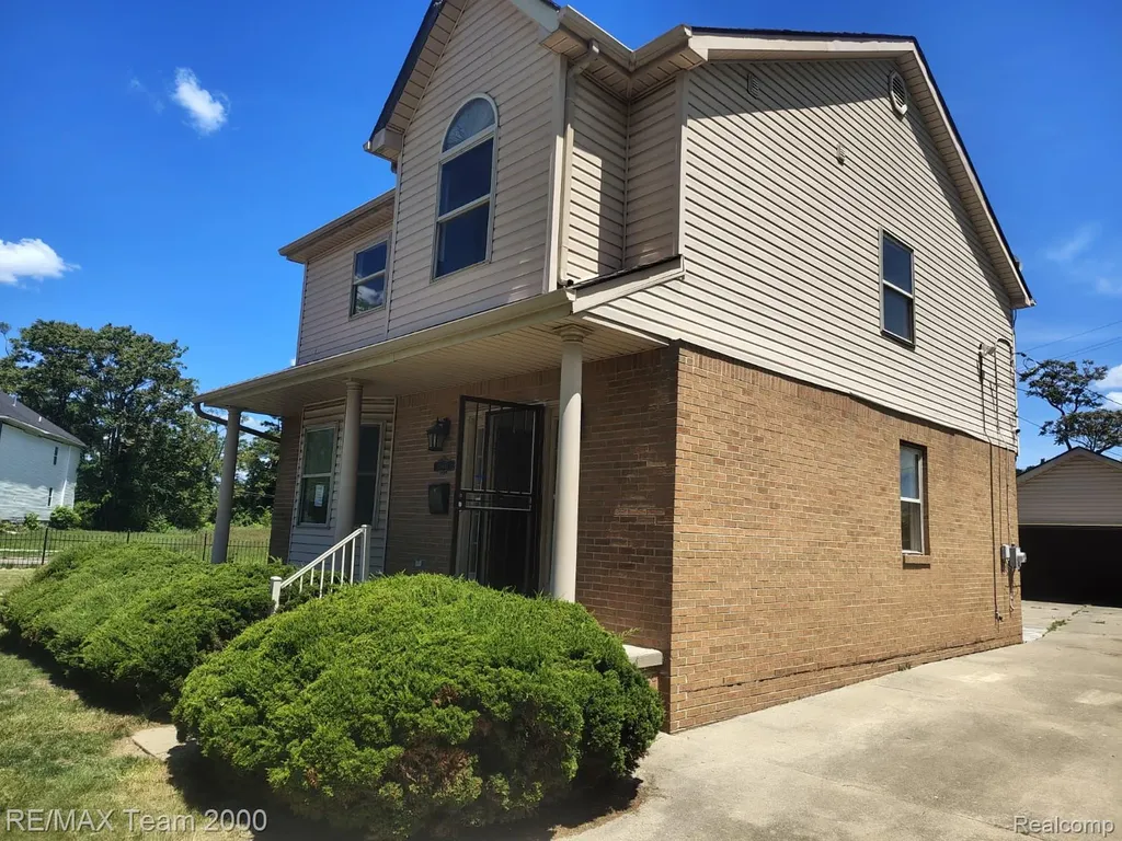 19452 Troy Place Detroit City MI 48203