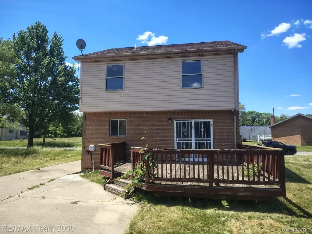 19452 Troy Place Detroit City MI 48203