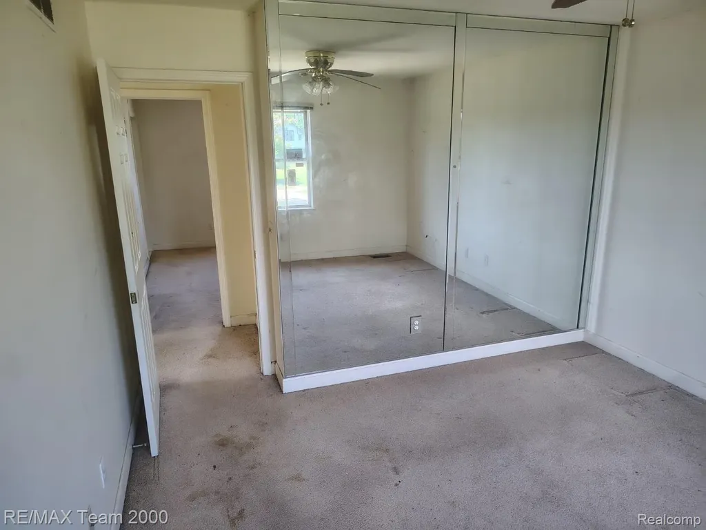 19452 Troy Place Detroit City MI 48203