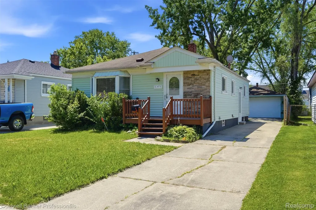 31473 Hazelwood Street Westland City MI 48186