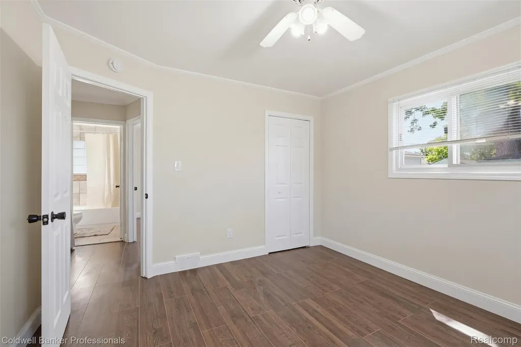31473 Hazelwood Street Westland City MI 48186