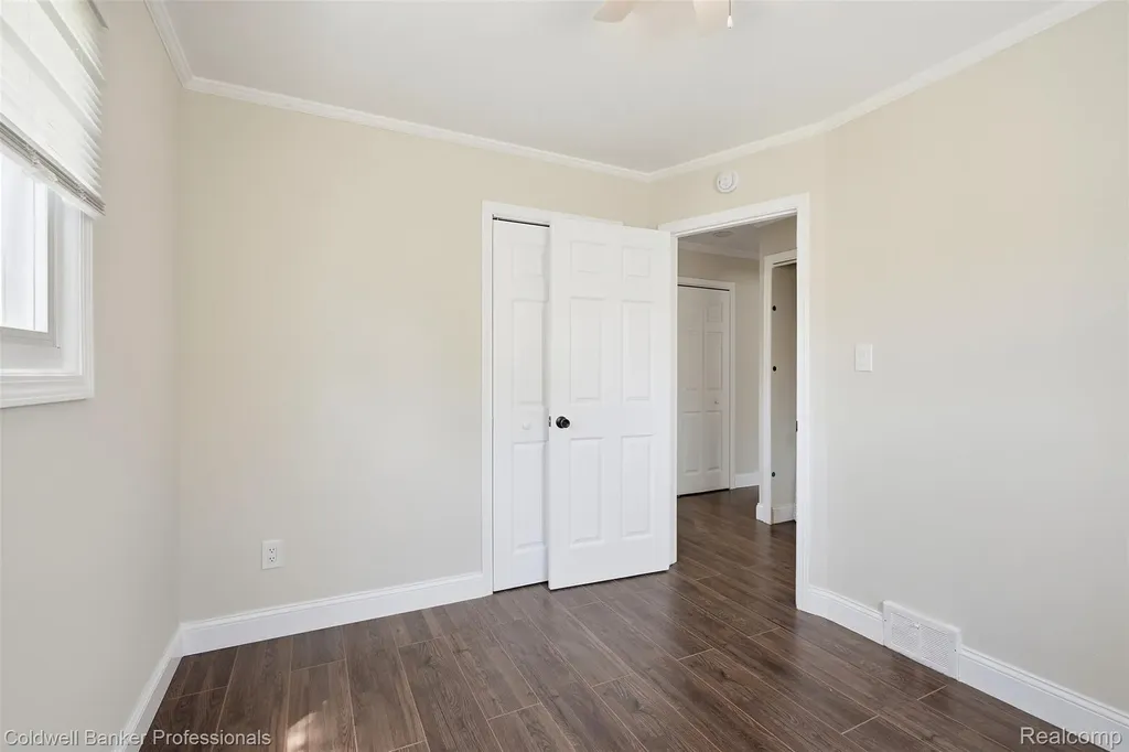 31473 Hazelwood Street Westland City MI 48186