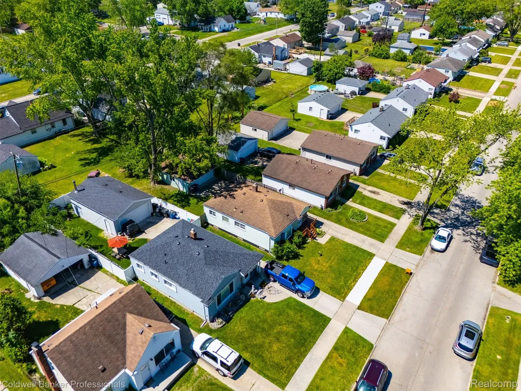 31473 Hazelwood Street Westland City MI 48186