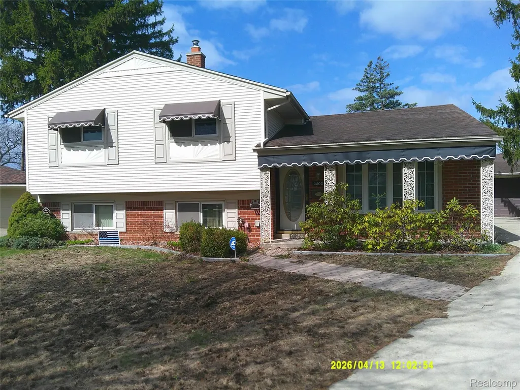 2803 Lexington Court Trenton City MI 48183