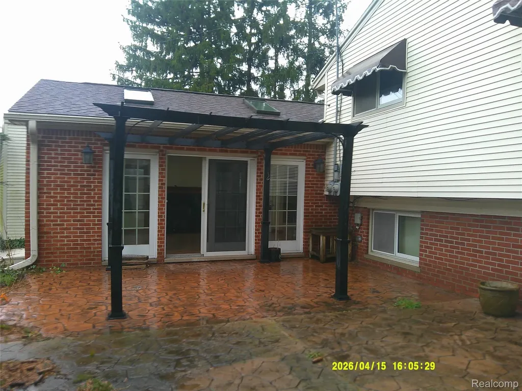2803 Lexington Court Trenton City MI 48183