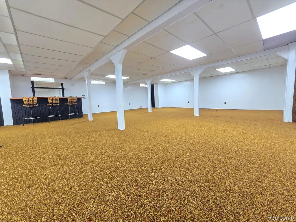 36086 English Drive Sterling Heights City MI 48310