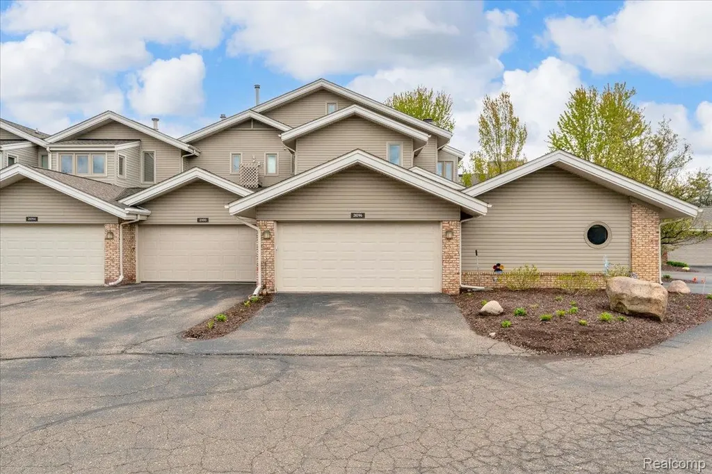 21096 Boulder Circle Northville City MI 48167