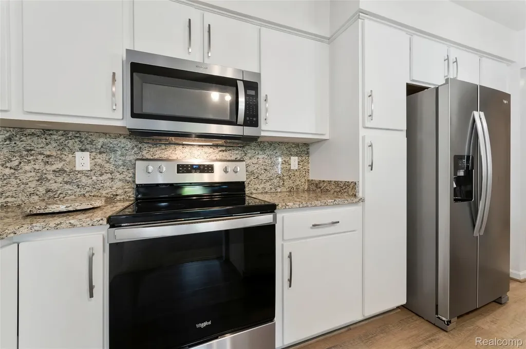 21096 Boulder Circle Northville City MI 48167