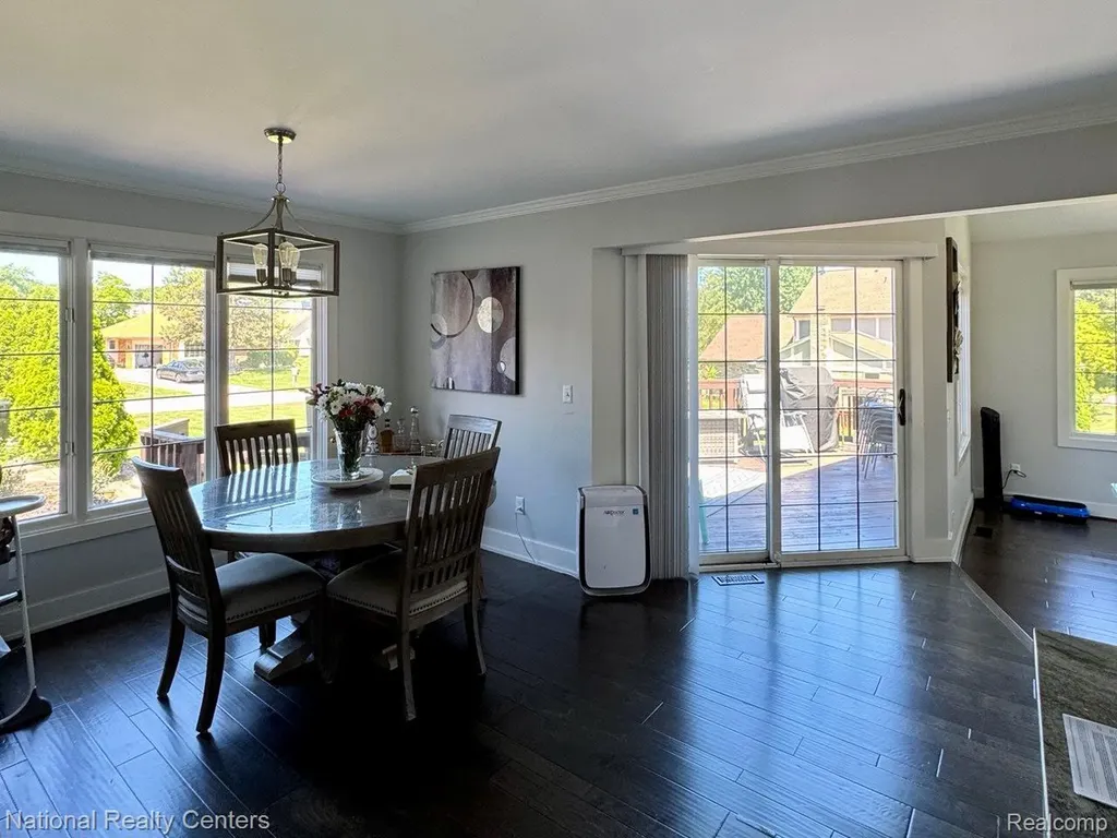 39376 Heatherbrook Drive Farmington Hills City MI 48331