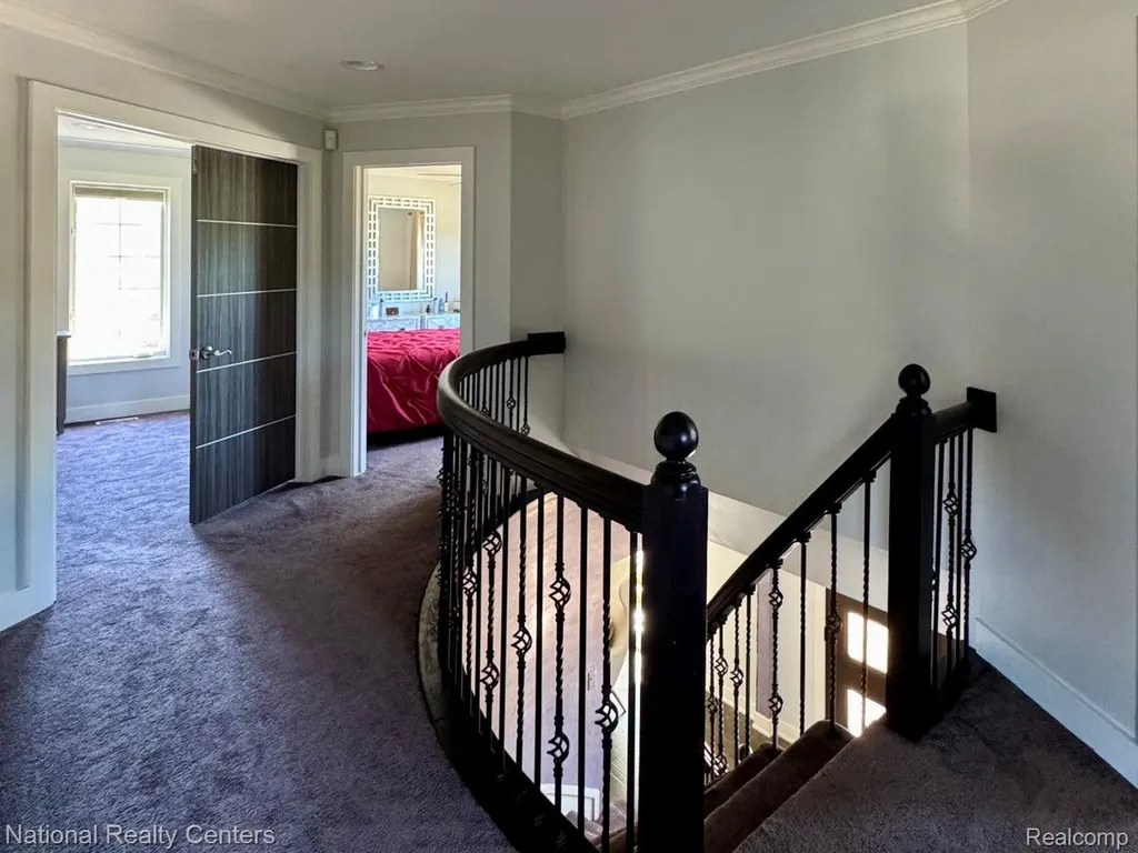 39376 Heatherbrook Drive Farmington Hills City MI 48331