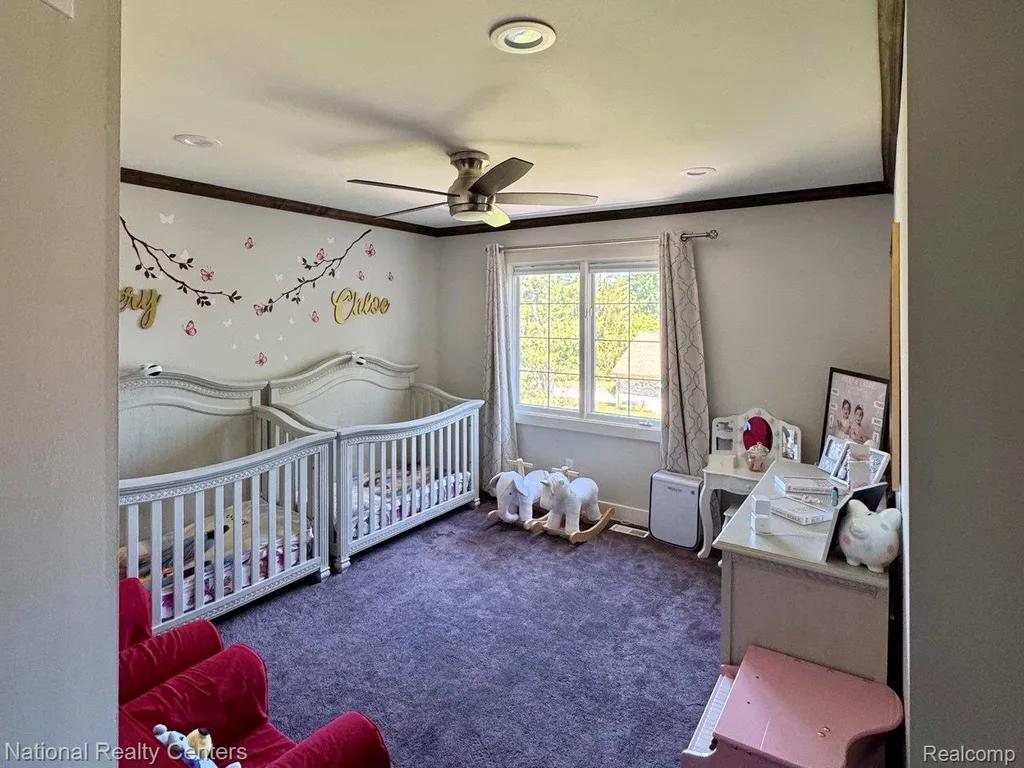39376 Heatherbrook Drive Farmington Hills City MI 48331
