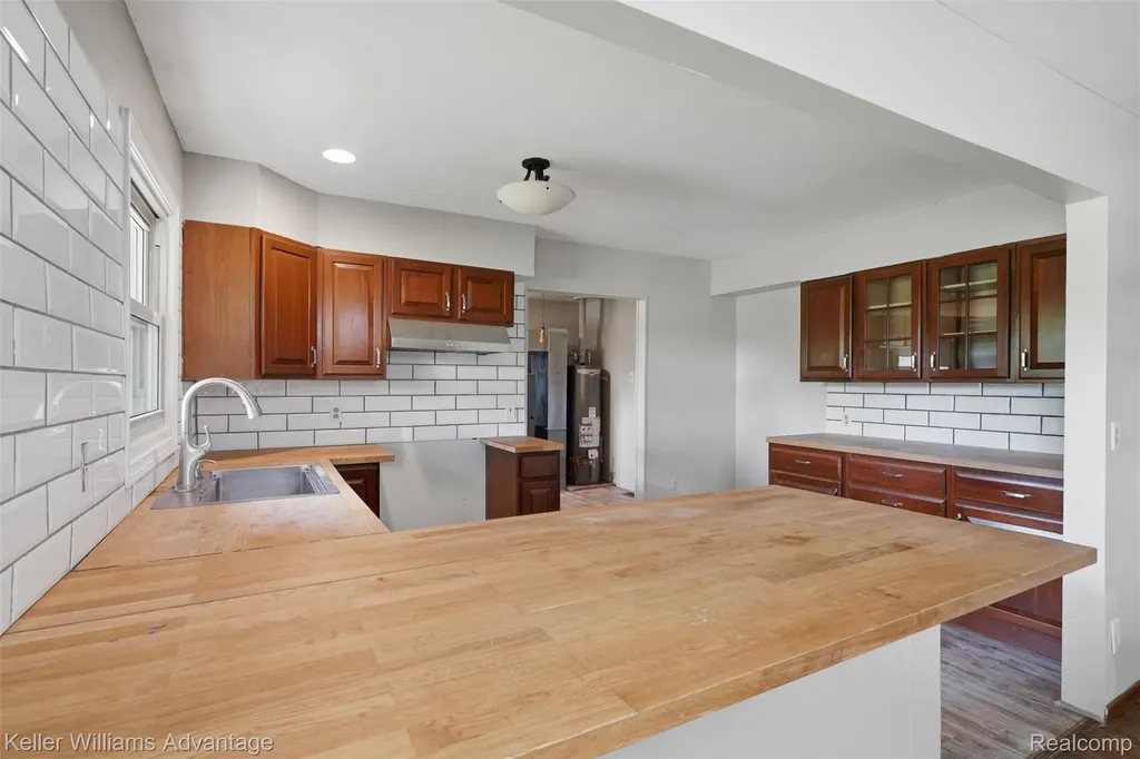 48053 Harris Road Sumpter Township MI 48111