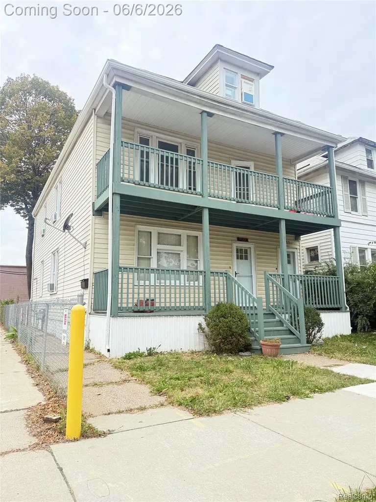 11331 Saint Aubin Street Hamtramck City MI 48212