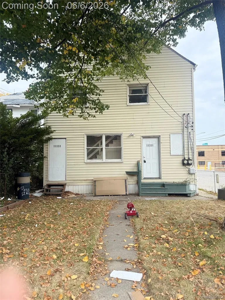 11331 Saint Aubin Street Hamtramck City MI 48212