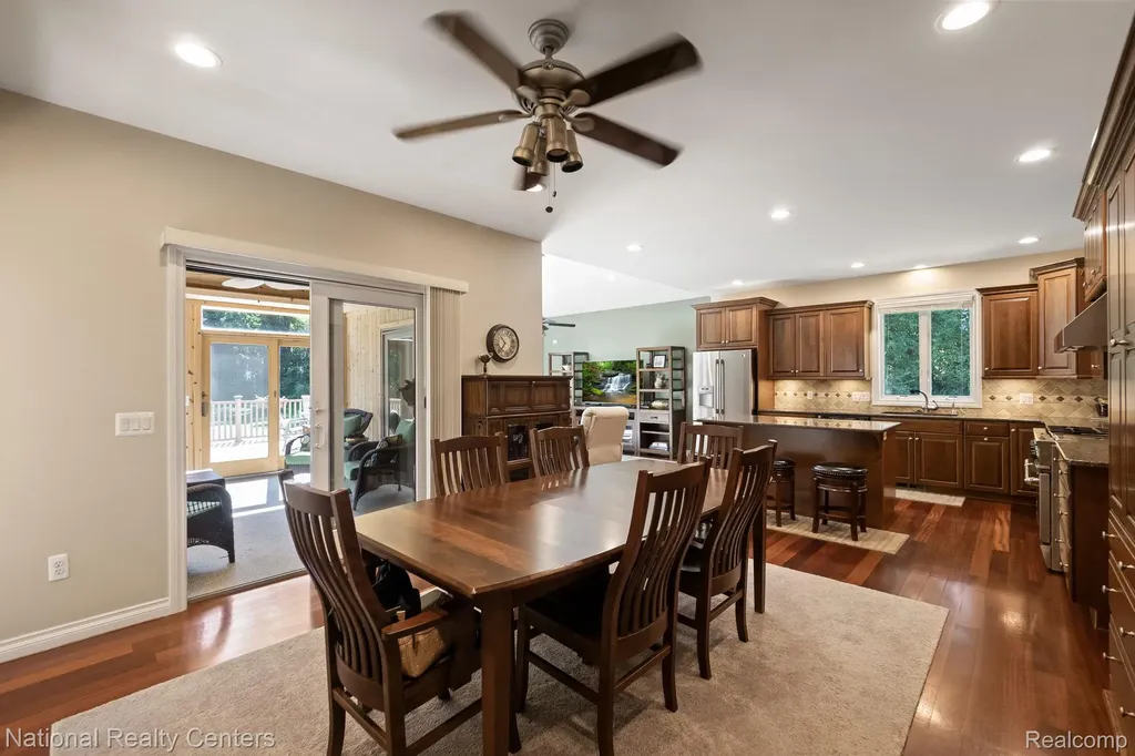 10180 Hadley Road Independence Charter Township MI 48348